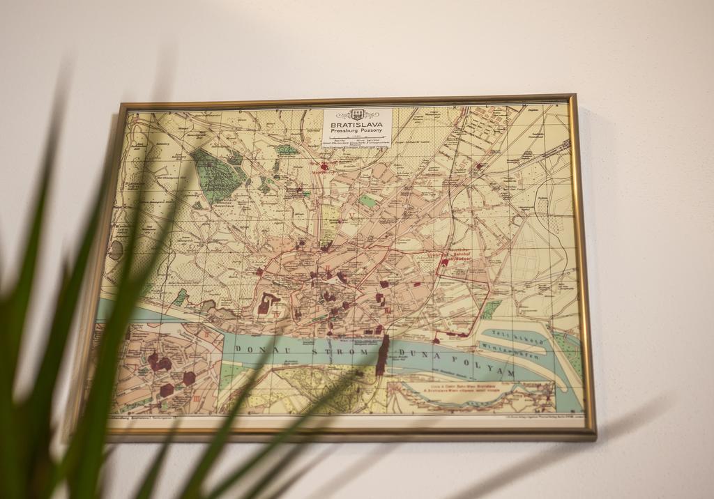 Stay In City Apartment Bastova Братислава Екстериор снимка