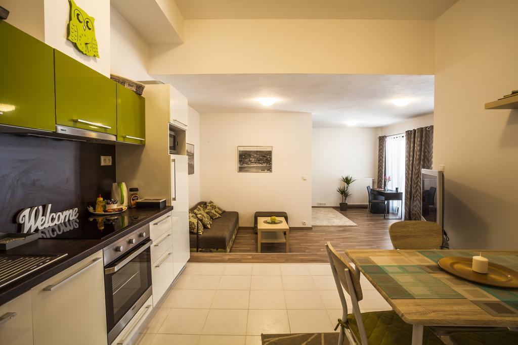 Stay In City Apartment Bastova Братислава Екстериор снимка