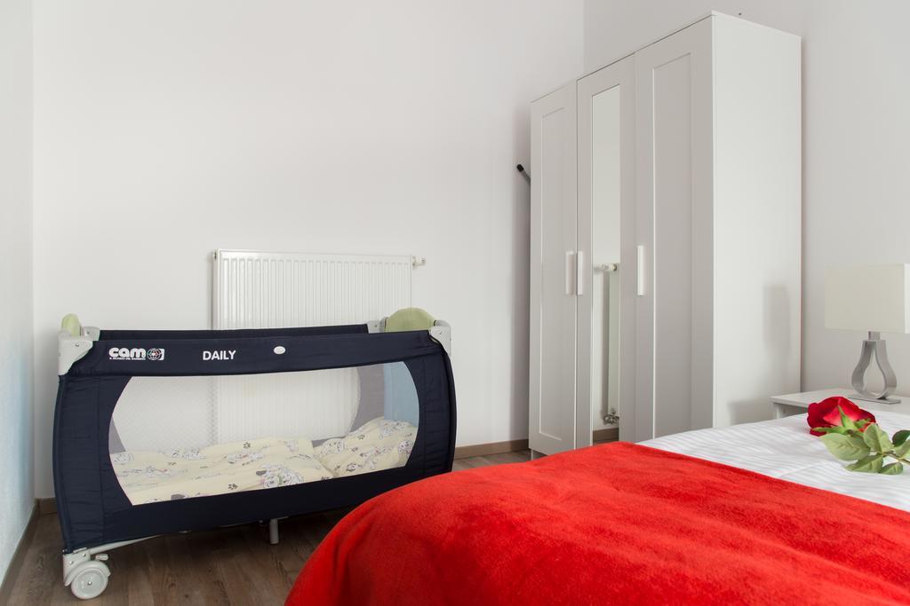 Stay In City Apartment Bastova Братислава Екстериор снимка